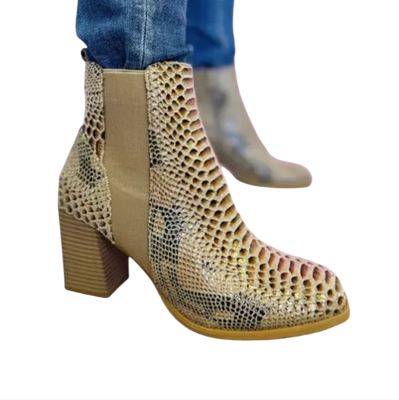 Pierre Dumas Brown Snakeskin Ankle Boots Size 9 - Picture 2 of 14